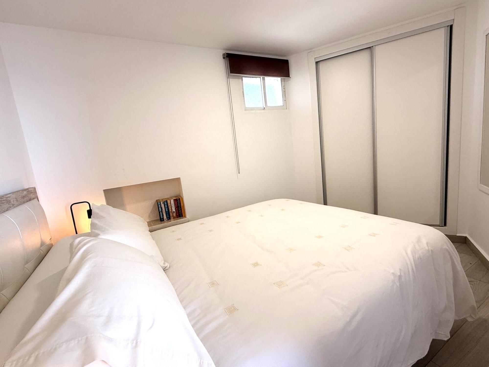 R39 Modern One Bedroom Alcantara ลากาลาเดมิฮาส ภายนอก รูปภาพ