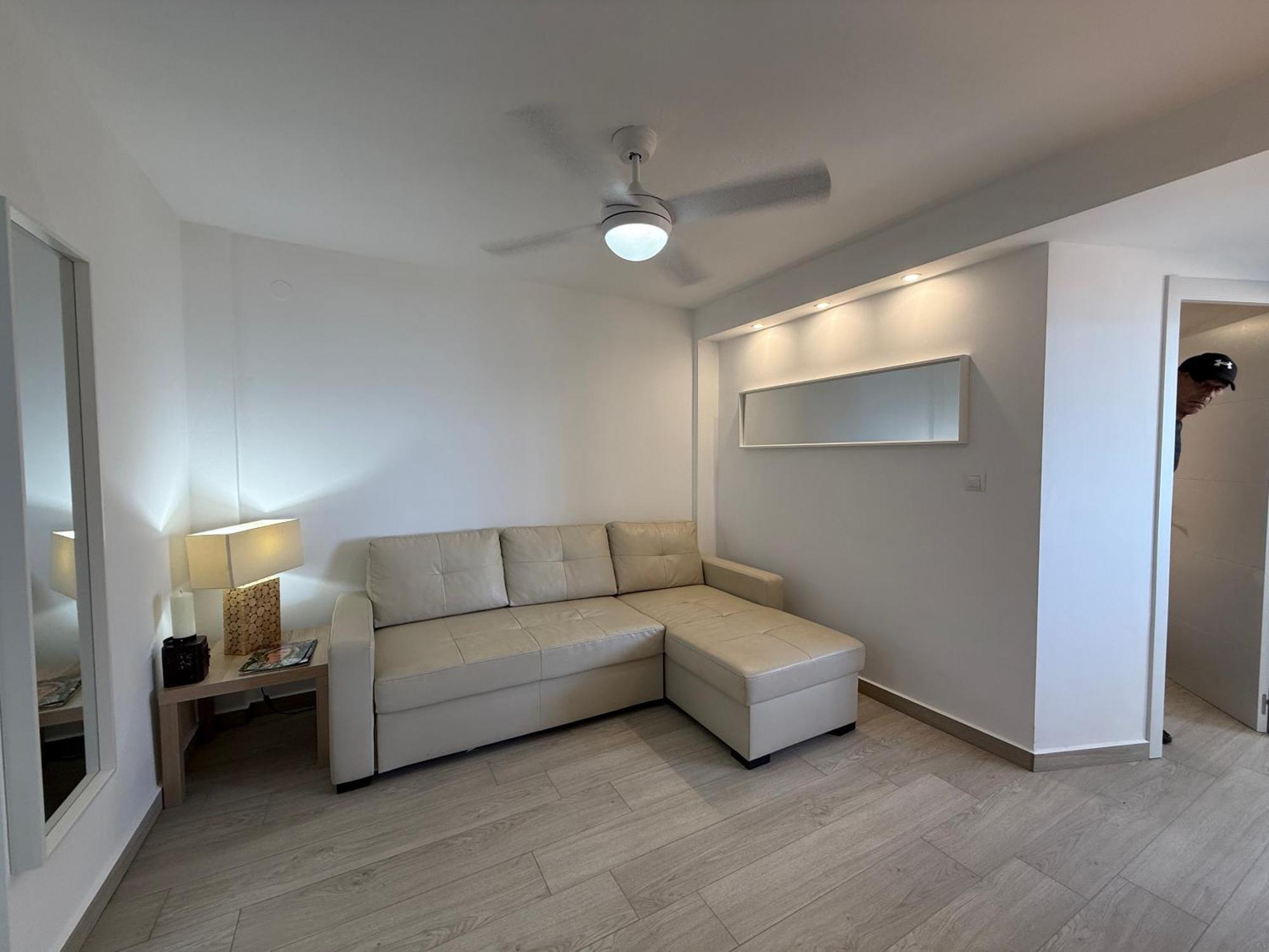 R39 Modern One Bedroom Alcantara ลากาลาเดมิฮาส ภายนอก รูปภาพ